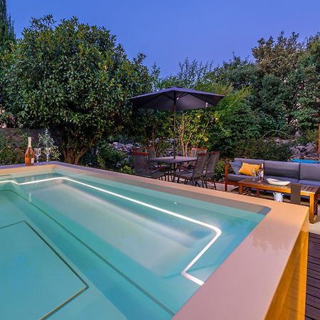 Apartment With Terrace And Mini Pool Green Gold Ντουμπρόβνικ Εξωτερικό φωτογραφία
