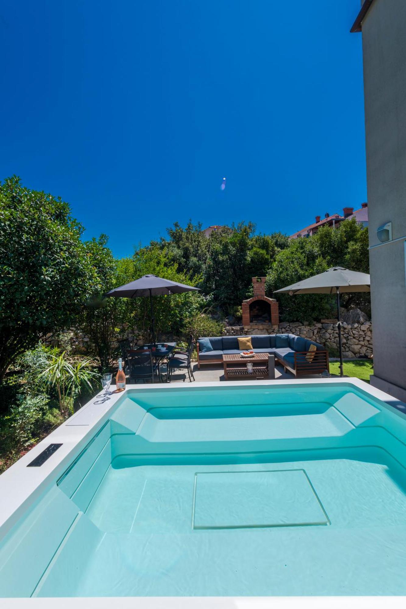 Apartment With Terrace And Mini Pool Green Gold Ντουμπρόβνικ Εξωτερικό φωτογραφία