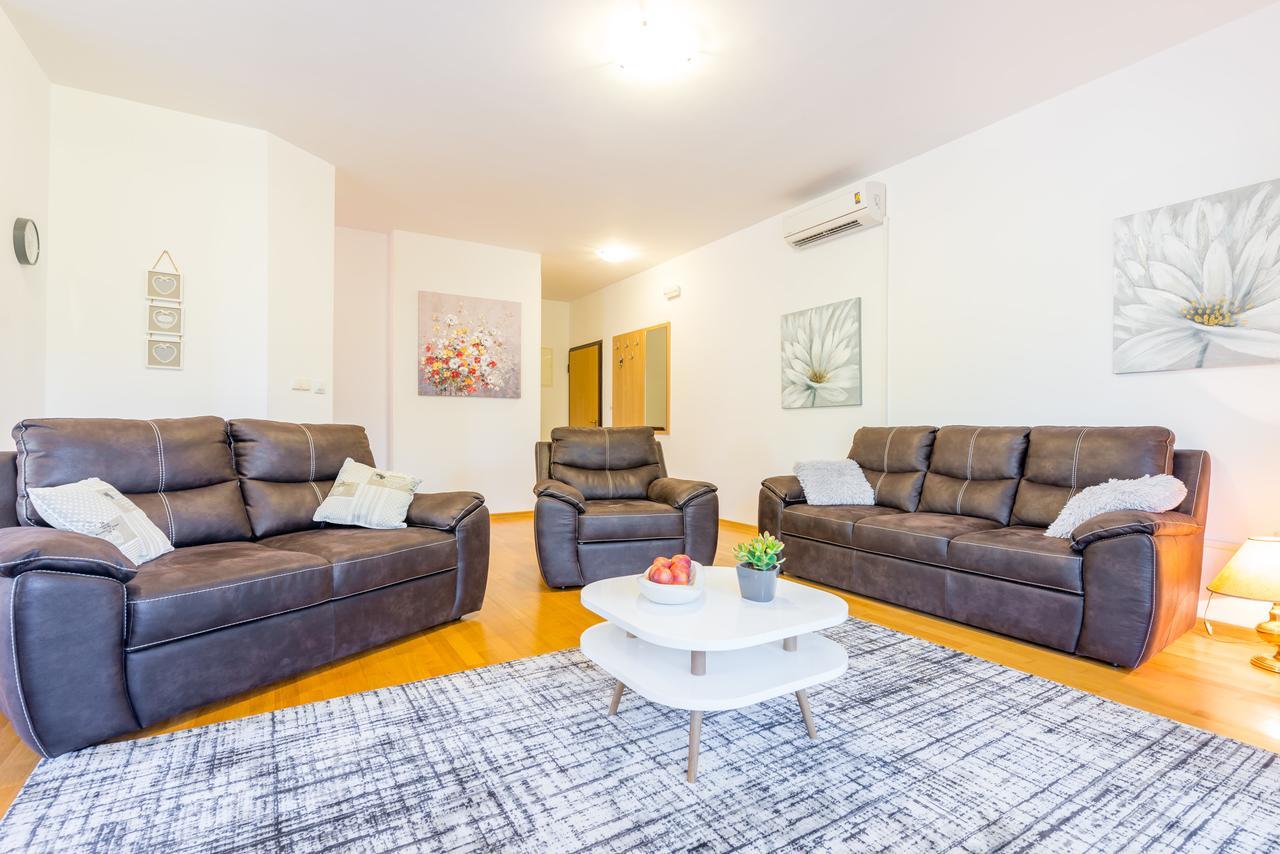 Apartment With Terrace And Mini Pool Green Gold Ντουμπρόβνικ Εξωτερικό φωτογραφία