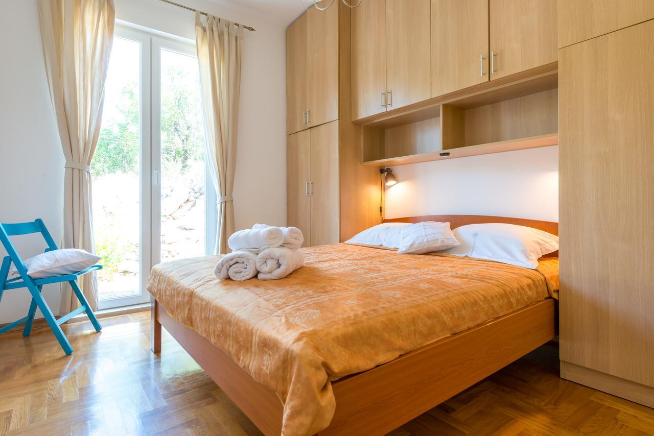 Apartment With Terrace And Mini Pool Green Gold Ντουμπρόβνικ Εξωτερικό φωτογραφία